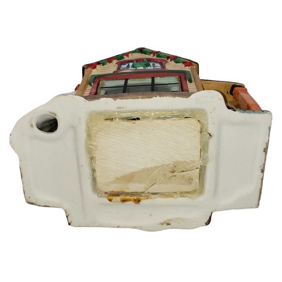 Vintage Longrich Ltd. Christmas Family Village House - Picture 6 of 7